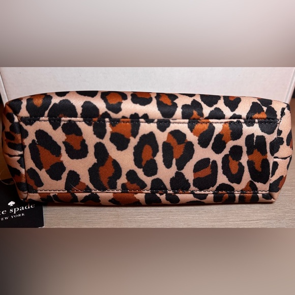 NWT Kate Spade New York Leopard Print Cosmetic bag - Picture 7 of 9